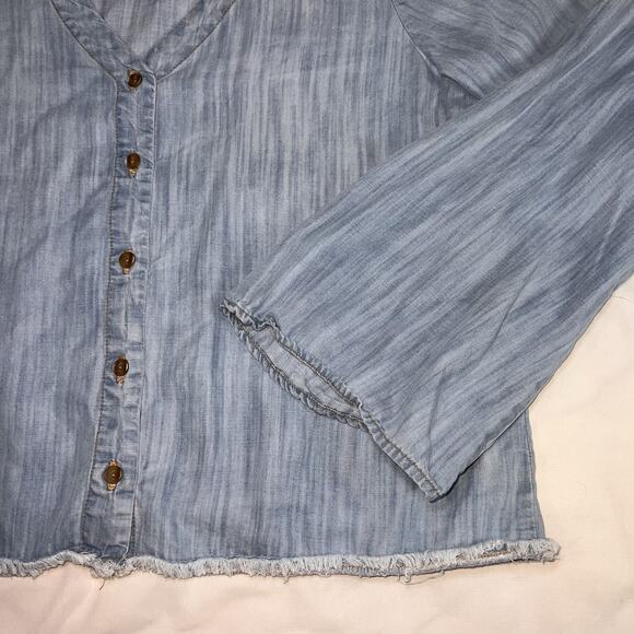 Cloth & Stone Shirt Size L Blue Chambray Flare Sleeve Open Tie Back Anthropologi - Picture 13 of 15